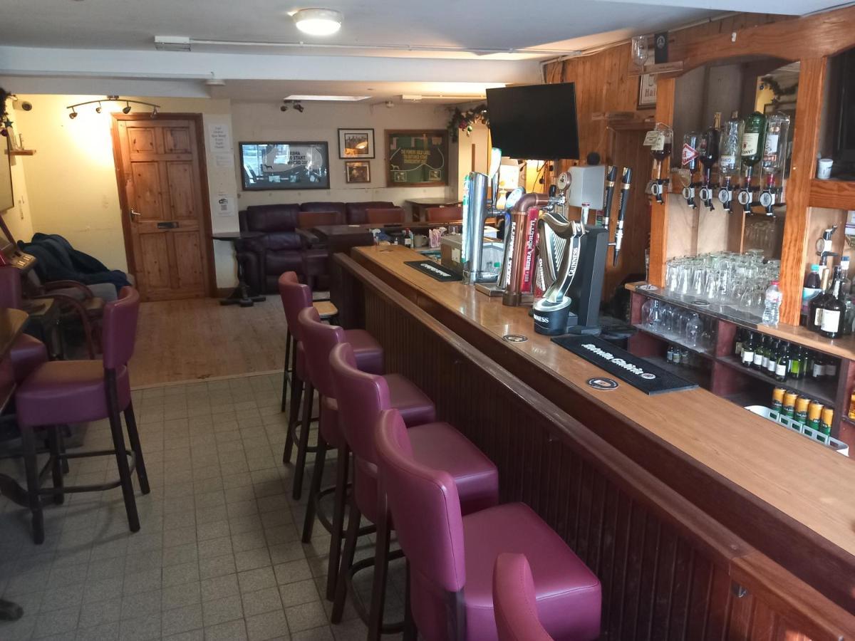 Matty'S Pub - Apartment'S Карлоу Экстерьер фото